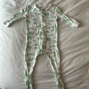 Magnetic Me footie (9-12 months)